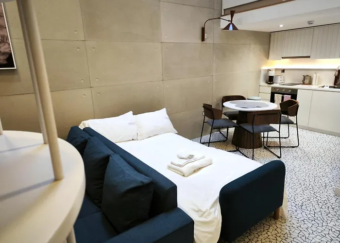 Trueman Court Luxury Serviced Apartments